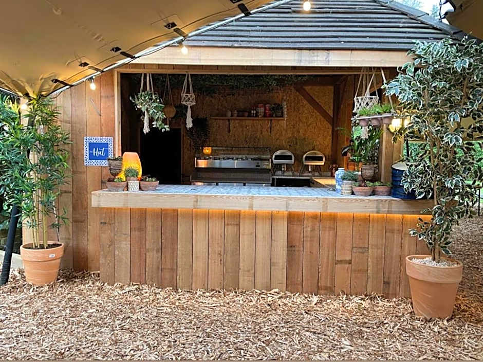 The Admiral Cunningham Hotel