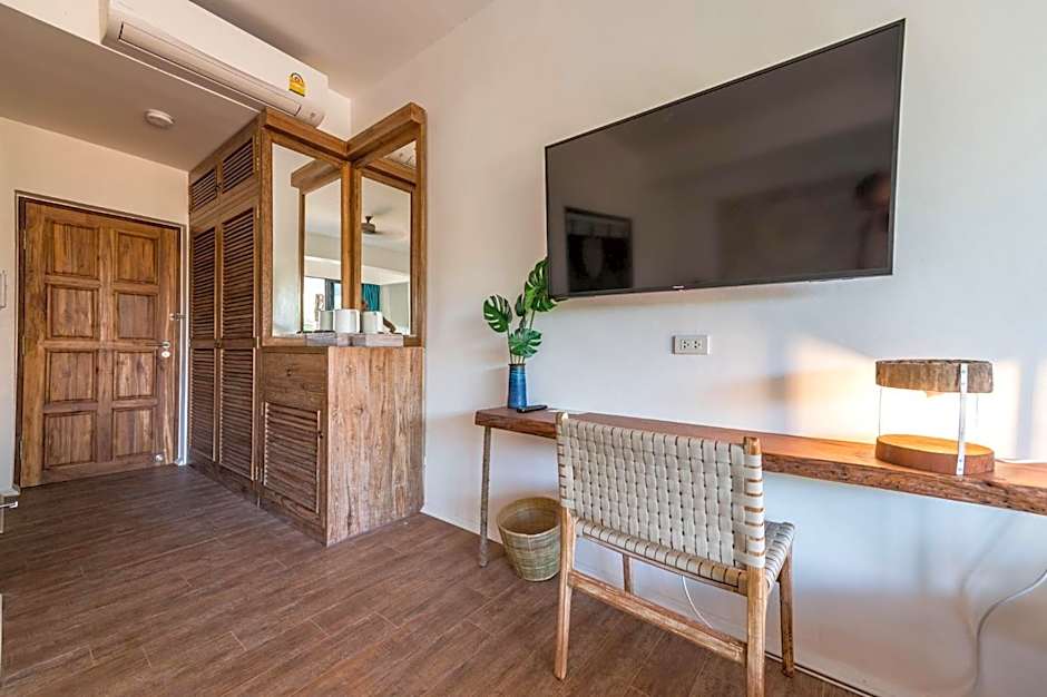 By The Sea Koh Mak Boutique Guesthouse