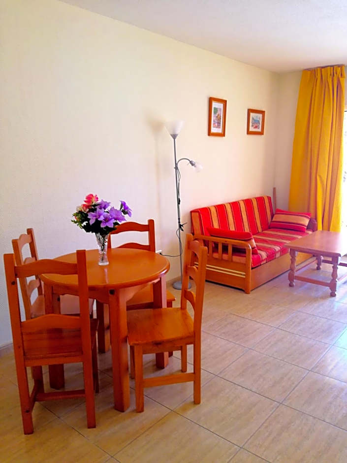 APARTAMENTOS PARQUE CAROLINA