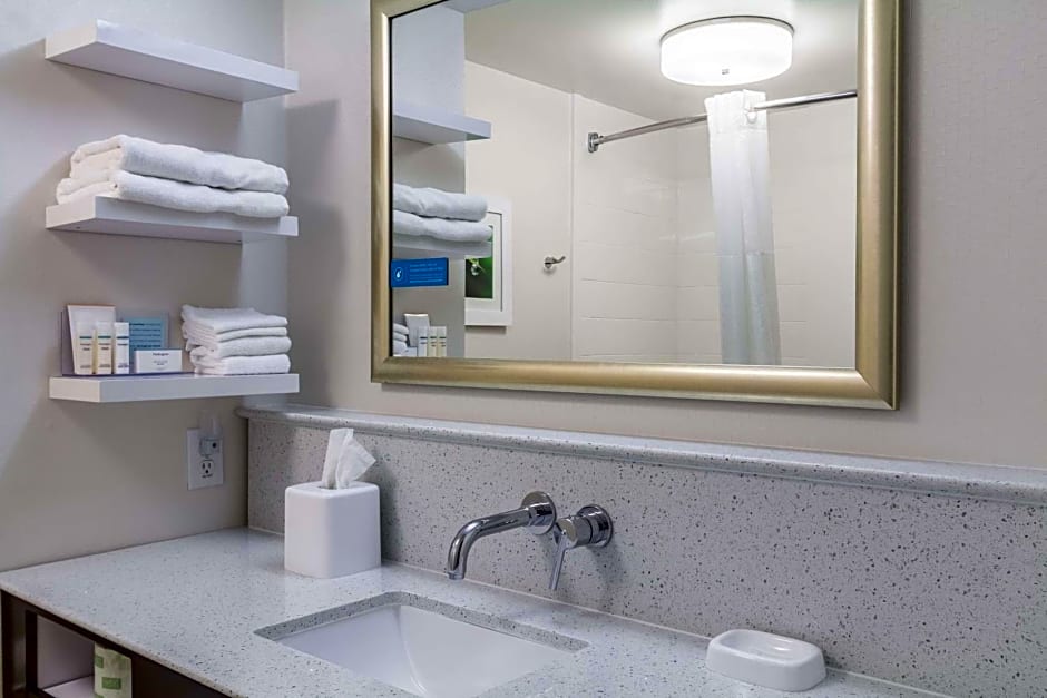 Hampton Inn By Hilton Jackson-Pearl-International Airport