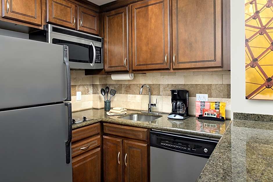 Staybridge Suites Charleston Ashley Phosphate