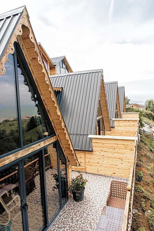 Mavera Suit Bungalow