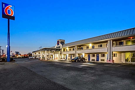 Motel 6-North Ridgeville, OH - Cleveland Intl Airport - N Ridgeville