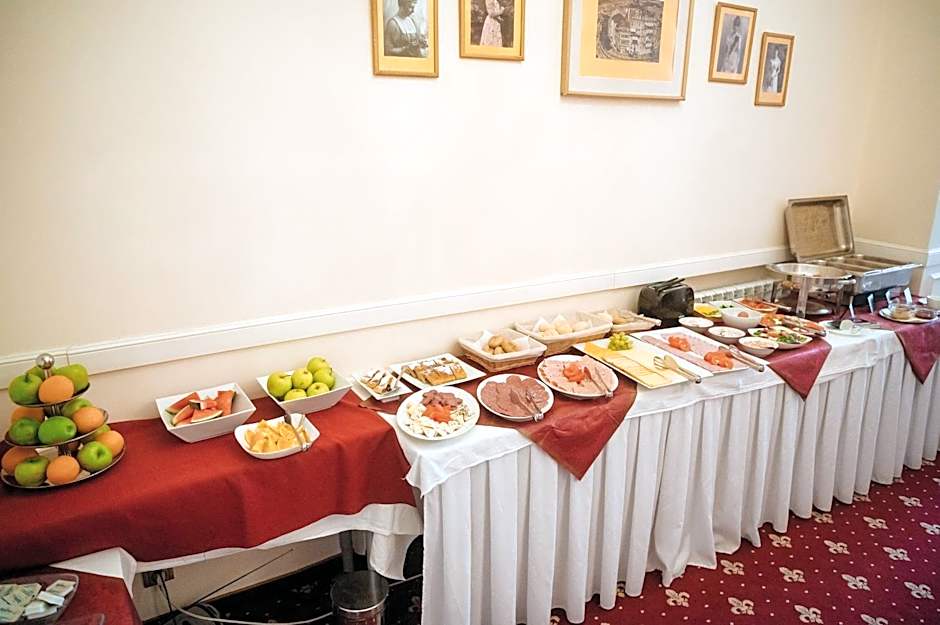 Alisa Hotel