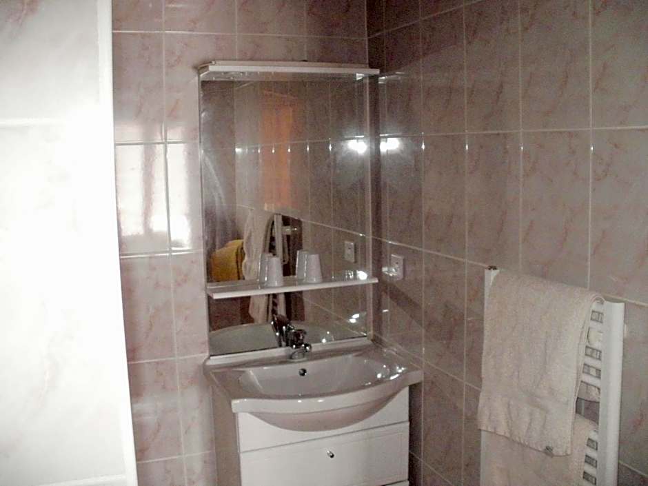 CHAMBRE d'HÔTE LA PETITE BERGERIE