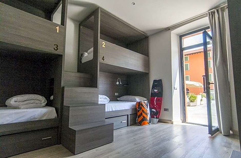 Antica Campione Rooms & Hostel