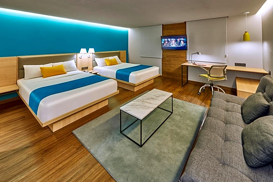 City Express Suites by Marriott Toluca