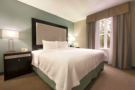 Suite King Size Bed