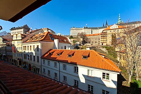 Hostel Little Quarter