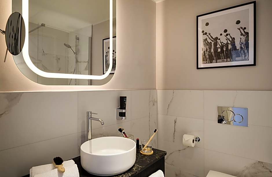 Badischer Hof Baden-Baden - Leonardo Limited Edition