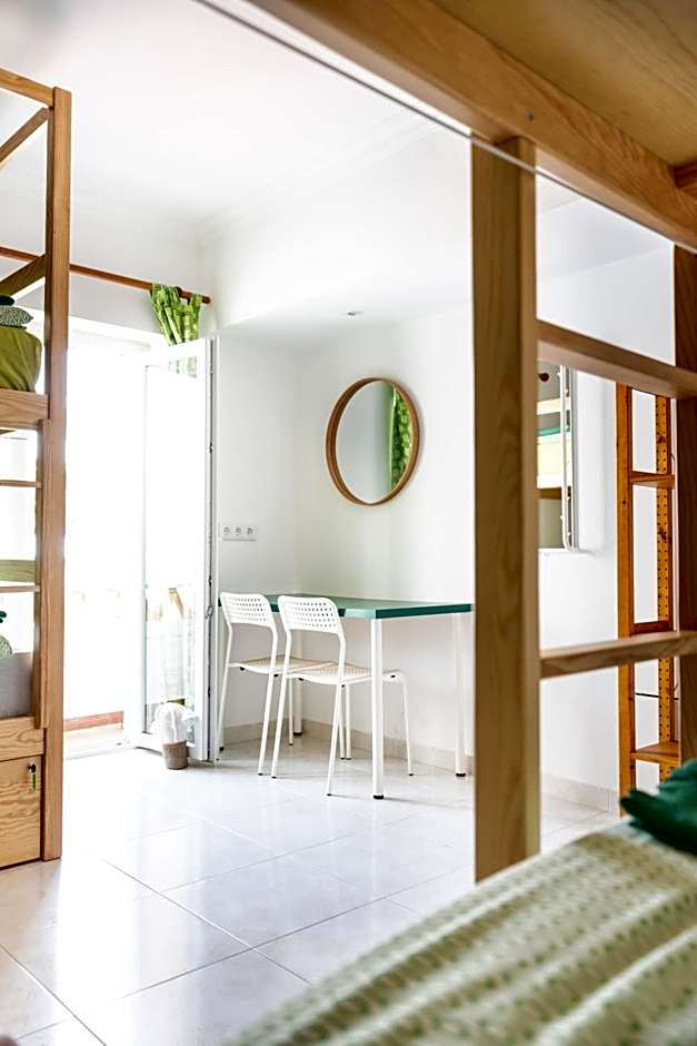 Surf Yoga Ericeira Guest House