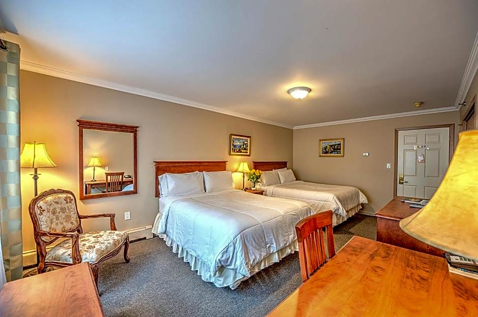 Photo 1 of 5 of Standard 2 Queen Beds