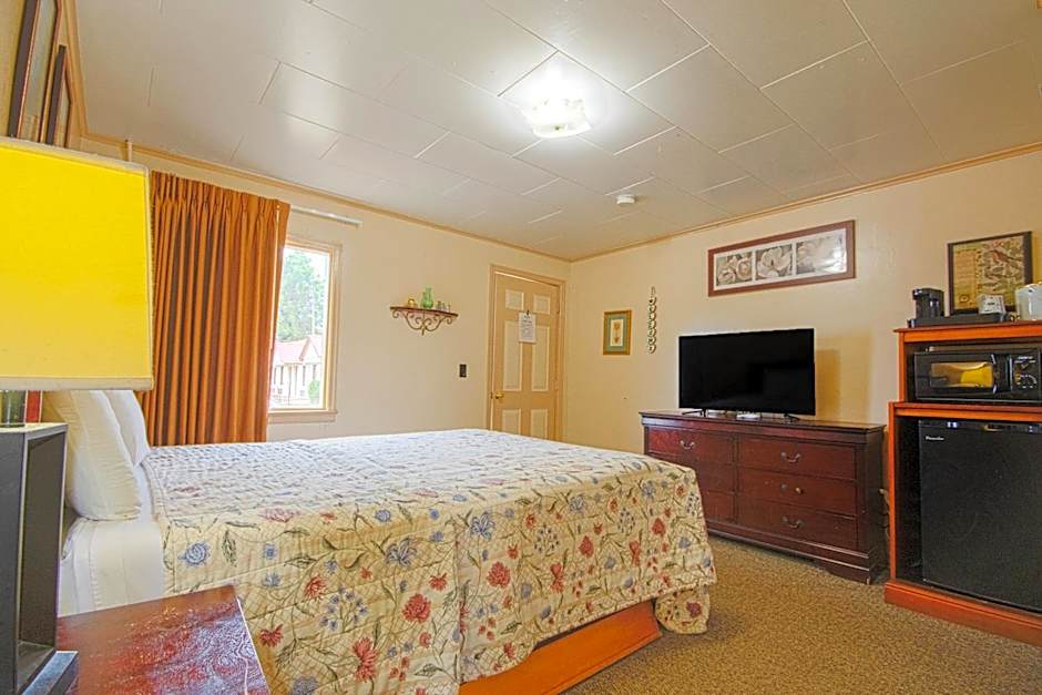 Sunflower Motel Hiawatha By OYO