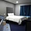 Americas Best Value Inn & Suites-Bush Intl Airport