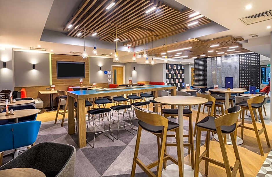 Holiday Inn Express London - Watford Junction By IHG