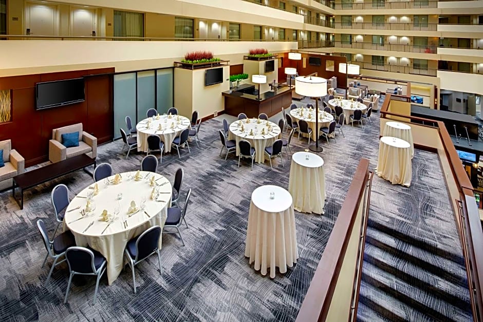 Embassy Suites By Hilton Hotel Detroit - North / Troy - Auburn Hills