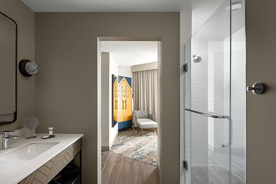Luminary Hotel & Co., Autograph Hotels