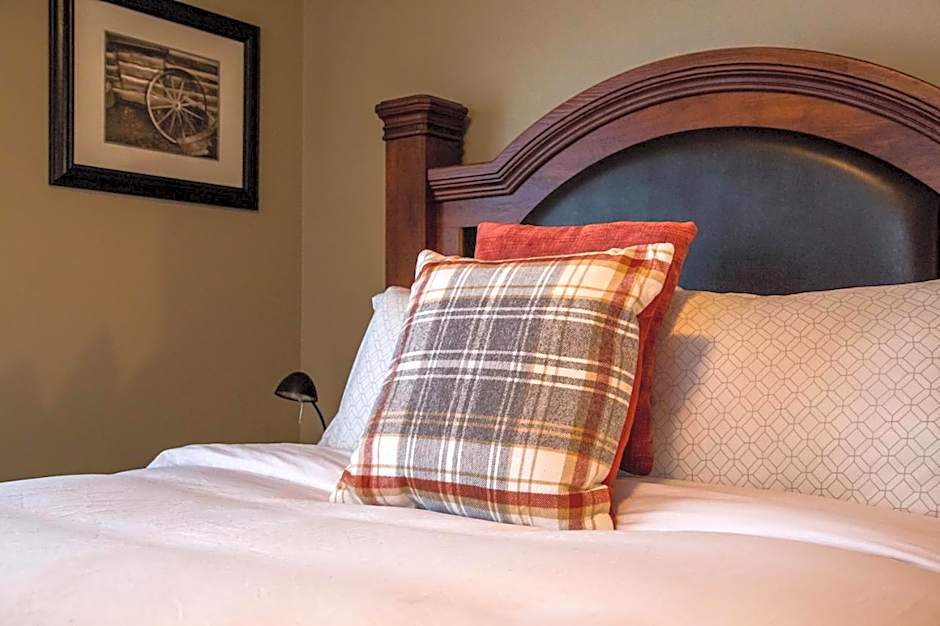 Give Something Back Retreat by Revelstoke Vacations