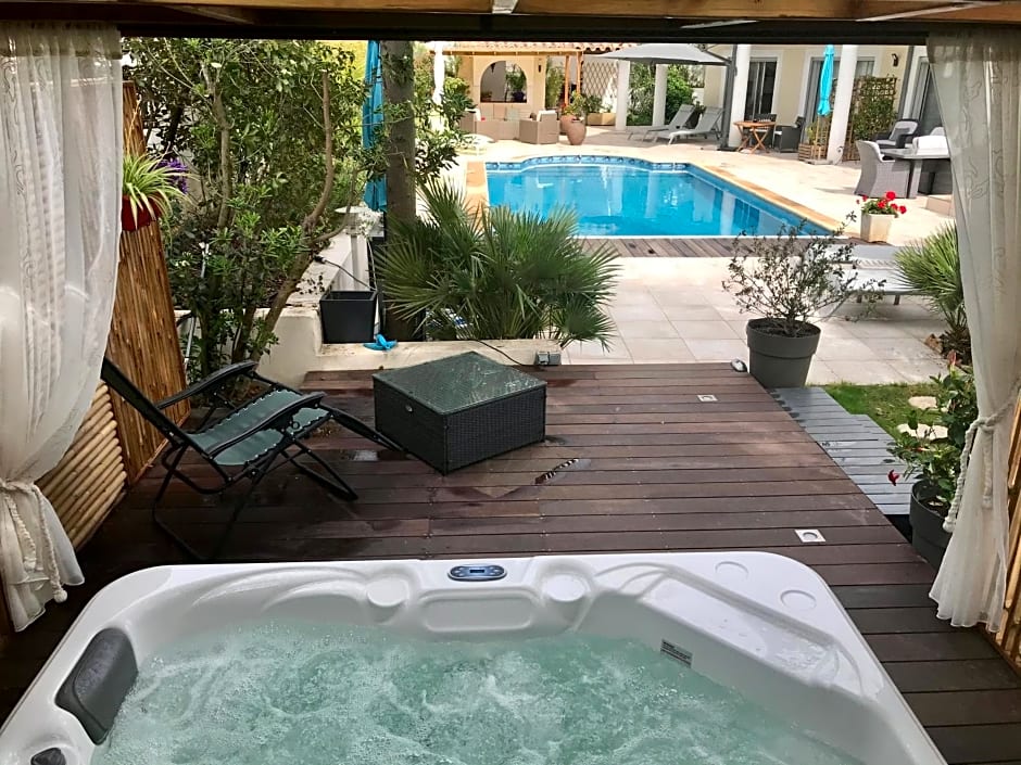SUITE'LOFT Premium, La Demeure des Cèdres & SPA Cap d'Agde