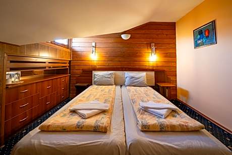 Economy Twin Room - Free SPA Access