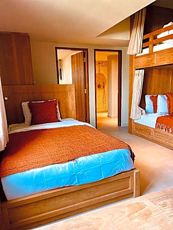 Mixed Dormitory Room 201