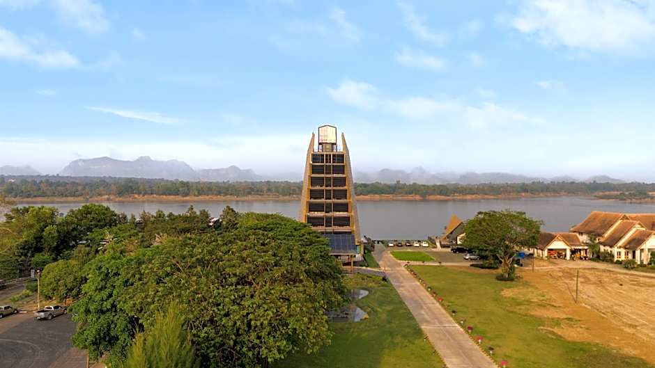 NAKA-RAJ Escape Hotel