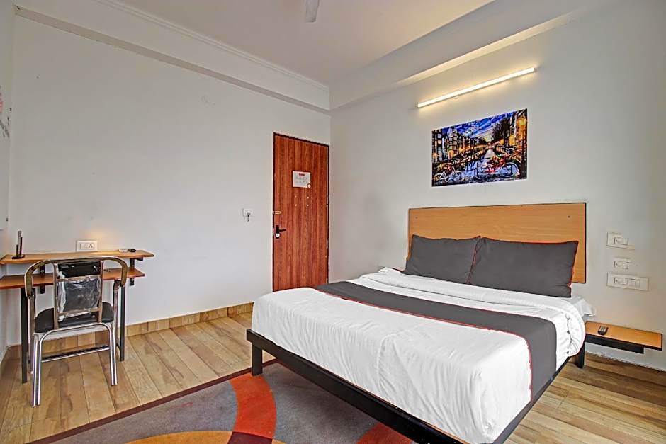 Super OYO Townhouse 702 Kachnar House Vikas Nagar – Lucknow, 