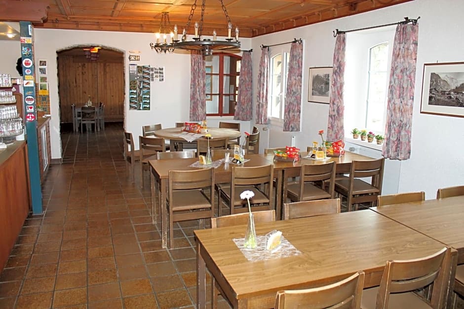 Hotel Posthaus Urigen