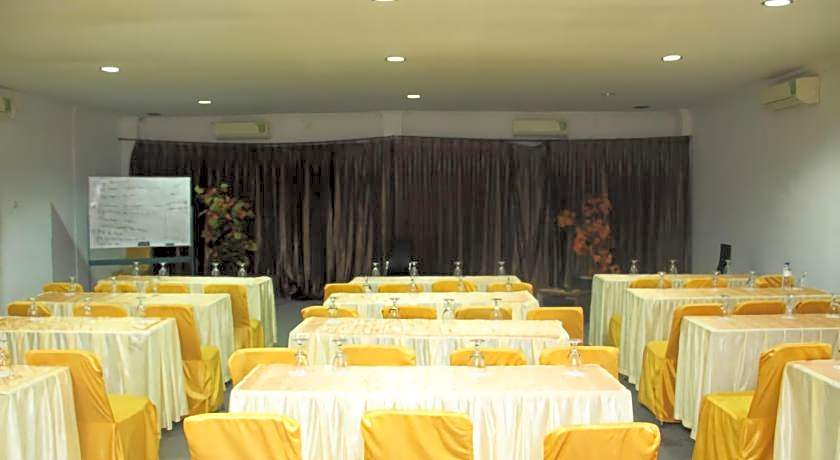 Al-Badar Hotel Syariah Makassar