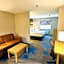 Days Inn & Suites by Wyndham Wynne