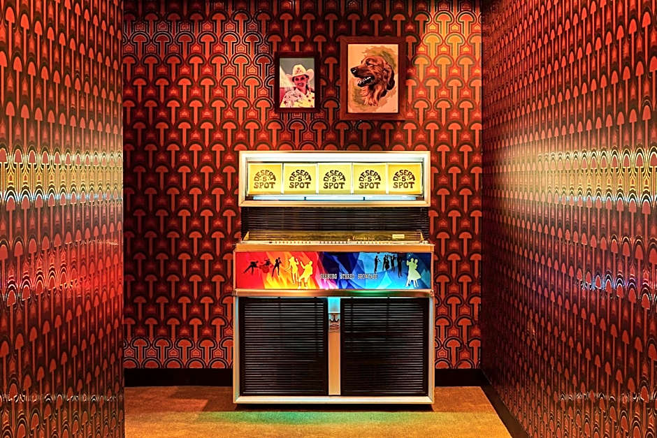 Hollywood Volume, a Tribute Portfolio Hotel