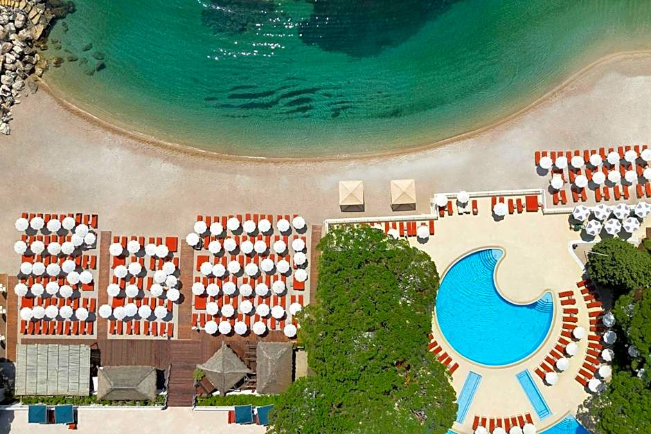 Le Meridien Beach Plaza