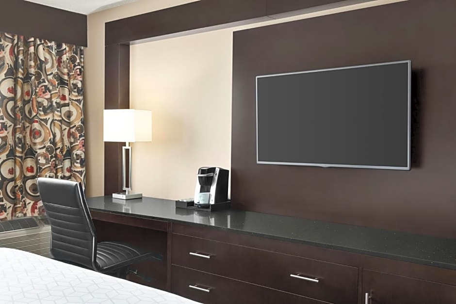 Holiday Inn Louisville East - Hurstbourne By IHG