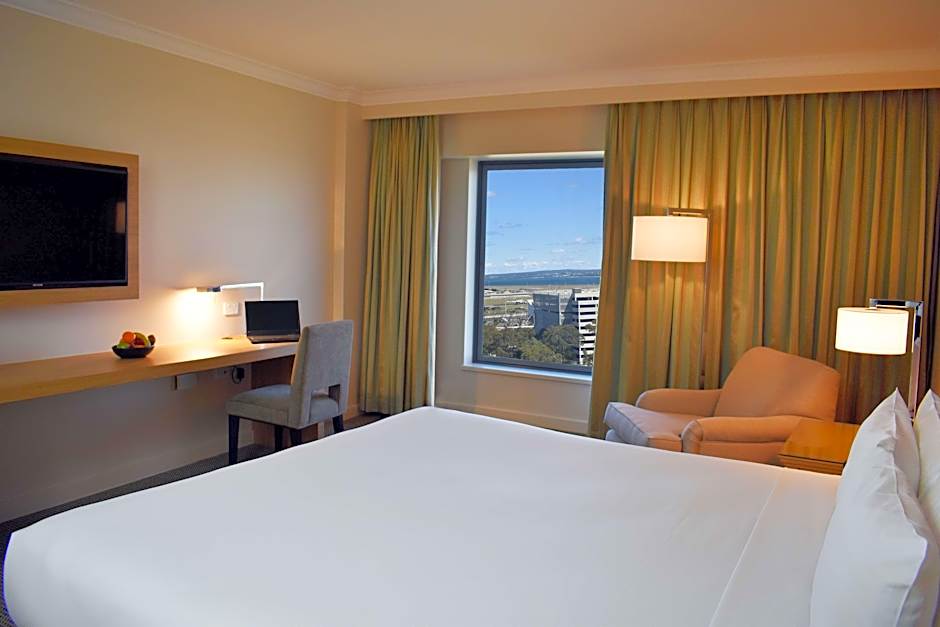Photo 1 of 7 of Deluxe 1 King Bed