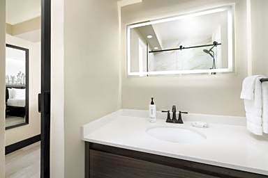 Premium Queen Room with Two Queen Beds