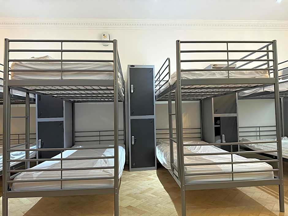 365 London Hostel