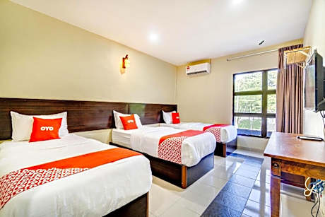 Deluxe Triple Room