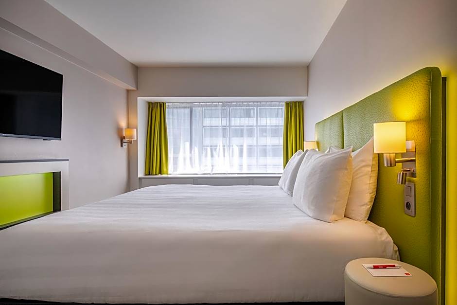 Photo 1 of 7 of Suite