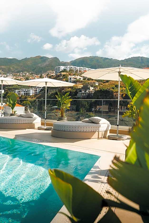 The Views Baia - Adults Only