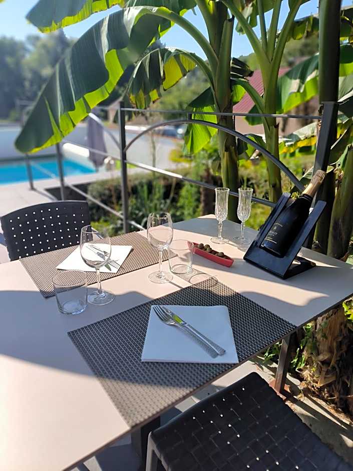 Logis Hôtel -Spa-Restaurant Le Saint Antoine