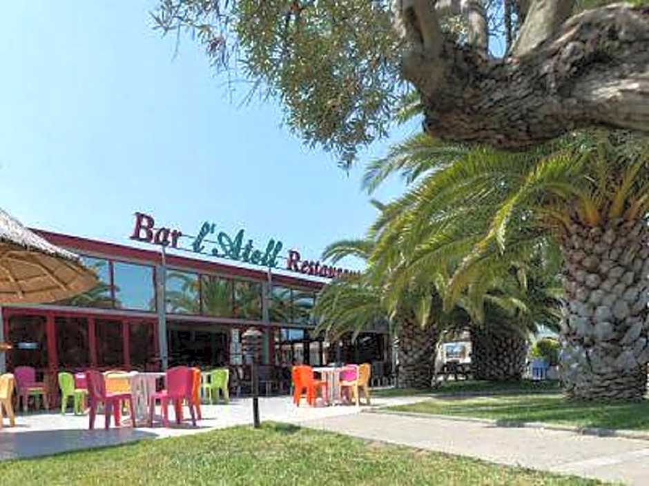 Camping La Carabasse Vias-Plage-T4 Climatisé,Tout confort, Emplacement calme !