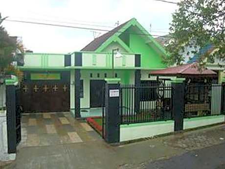 Villa Keluarga "Pondok Daun"