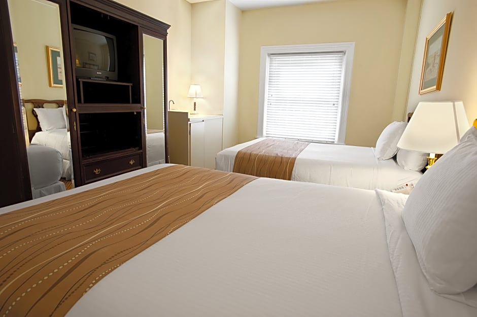 Boston Hotel Buckminster – Boston, MA