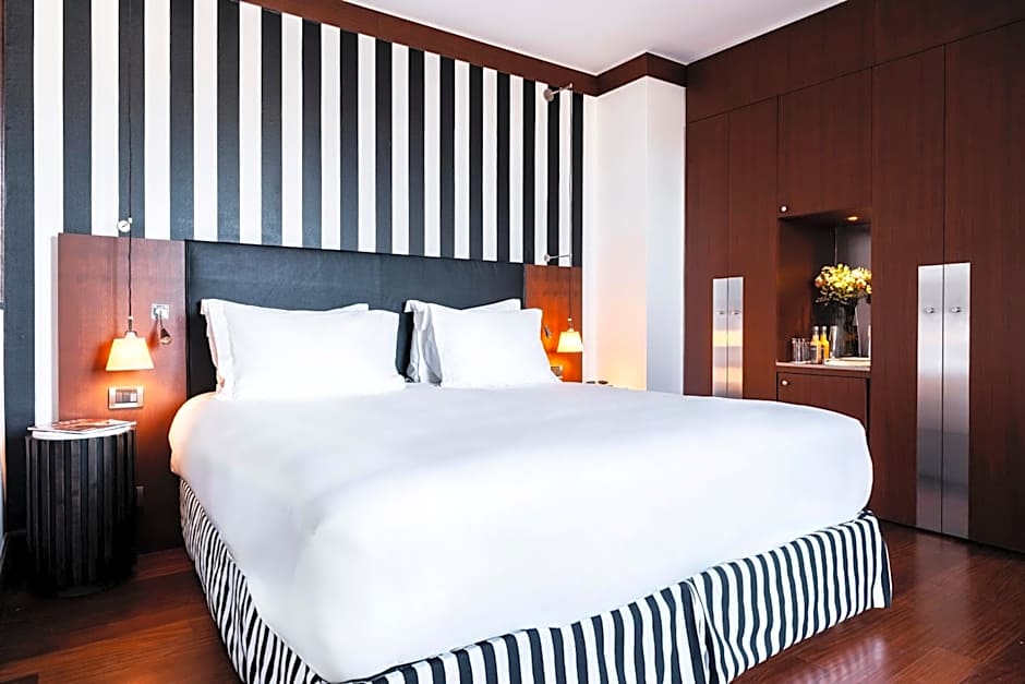 Grand Hôtel Champs-Elysées