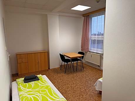 Economy Twin Room