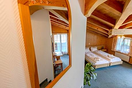 Triple Room with Lake View