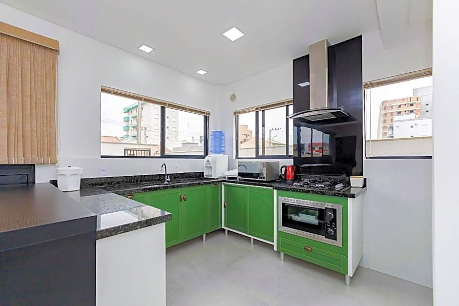 150m da praia em um fantástico edifício em Balneário Piçarras