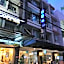 Apo Hotel