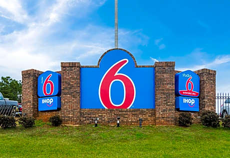 Motel-6 Lagrange Ga