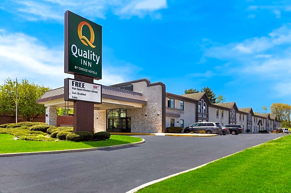Quality Inn South Bend near Notre Dame